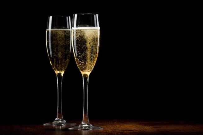 Science Creates Cheap Dom Pérignon —Without the Grapes