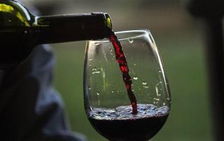 Your Wine Glass Could Be Getting You Drunk