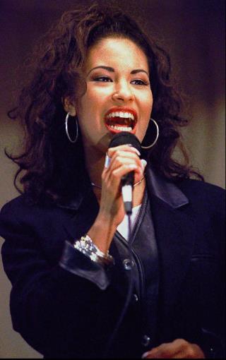 2 Decades After Her Murder, a Huge Honor for Selena