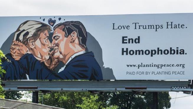 Trump, Cruz Smooch on a Giant Cleveland Billboard