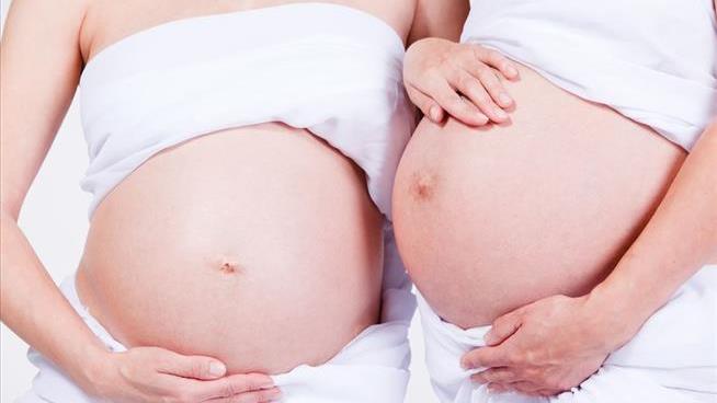 Twins, 44, Try to Get Pregnant With Cancer-Patient Method