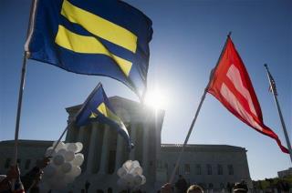 Lesbians Sue NJ Over Fertility Treatment Mandate