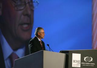 Rockefellers' Green Revolt Fails at Exxon