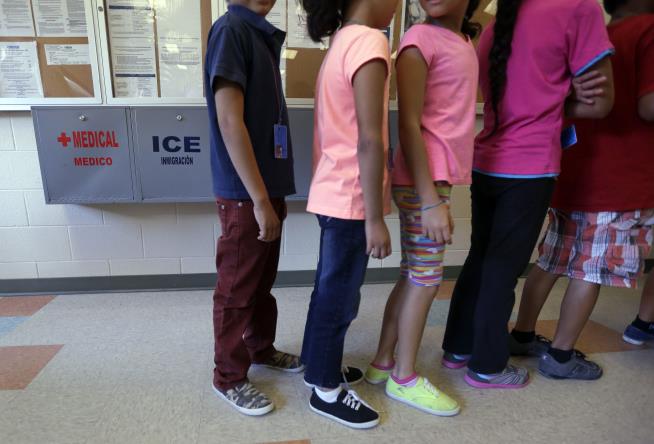 Migrant Women, Children Detained for Months in PA