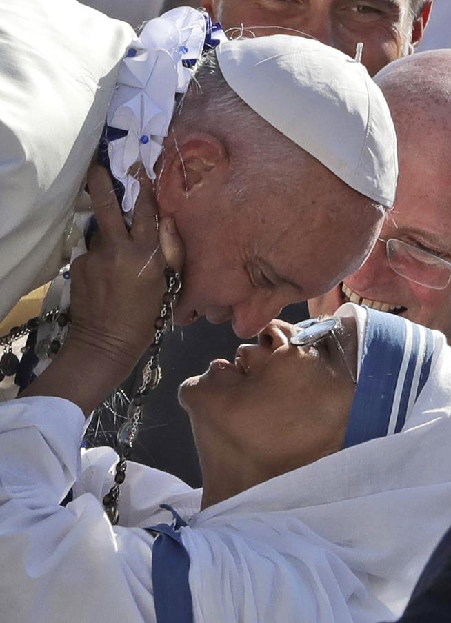 Mother Teresa Is Now a Saint