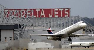 Man Sues Delta for Ruined Vacation
