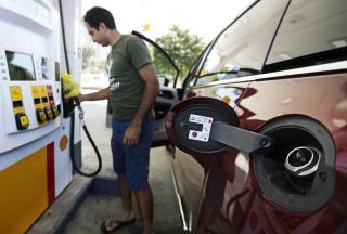 US Drivers Waste $2.1B a Year on Expensive Gas for No Reason