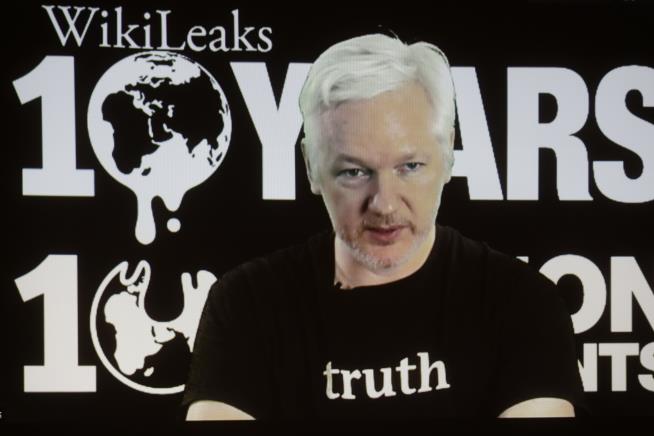 WikiLeaks: Ecuador Cut Off Julian Assange's Internet