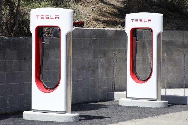 Tesla Pulls Plug on Unlimited Free Supercharges