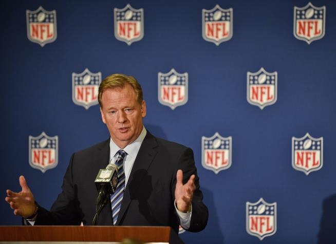 NFL Considers Cutting Ads to Shorten Games