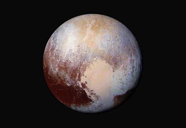 Subsurface Ocean May Have Rolled Pluto Over