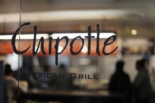 Customers Suing Chipotle Over '300-Calorie Burrito'