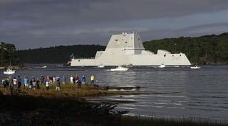 $4.4B New Navy Destroyer Breaks Down in Panama Canal