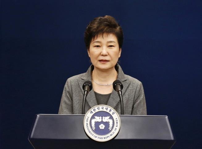 S. Korea Leader Must Account for 7 Missing Hours During Tragedy