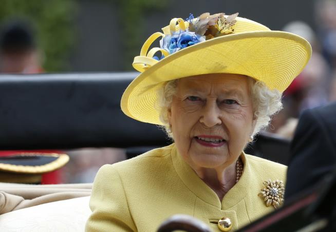 Queen Skips Out on 2nd Church Service Due to 'Heavy Cold'
