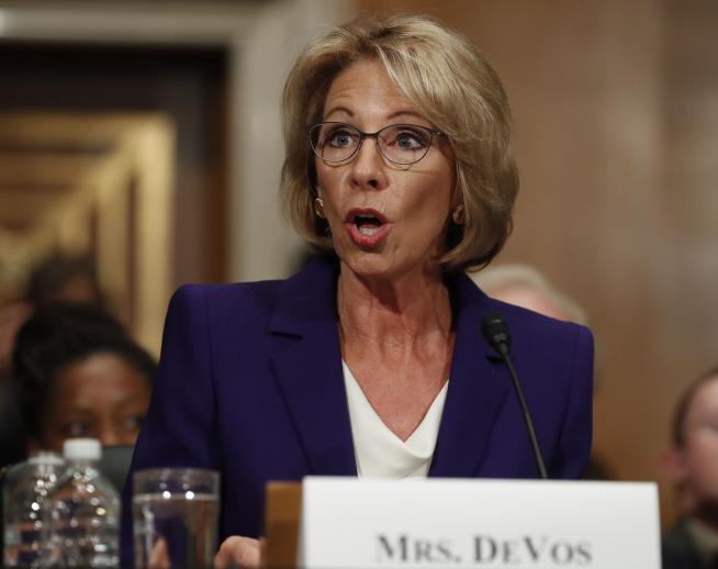 Devos: Schools Might Need Guns to Defend Against Bears