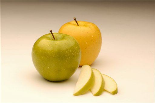 First GMO Apple on US Shelves Next Month