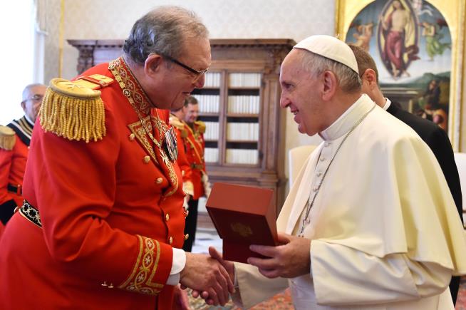 Knights of Malta Chief Quits Amid Condom Dispute