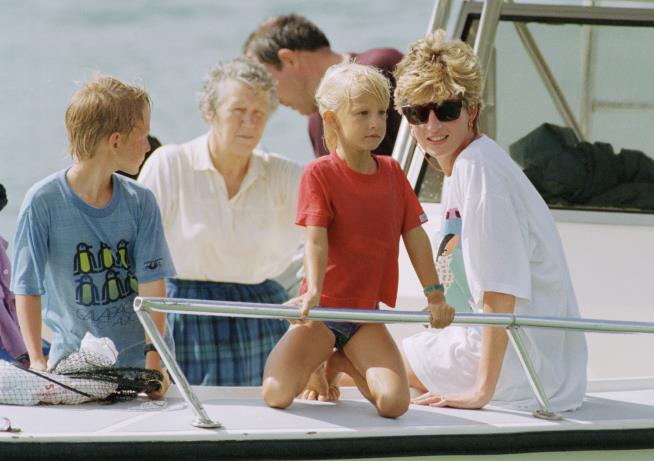 20 Years After Diana's Death, William and Harry Plan a Statue