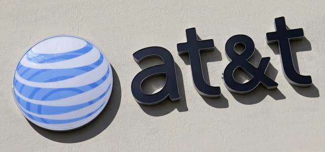 AT&T Joins All Its Rivals With an Unlimited Plan