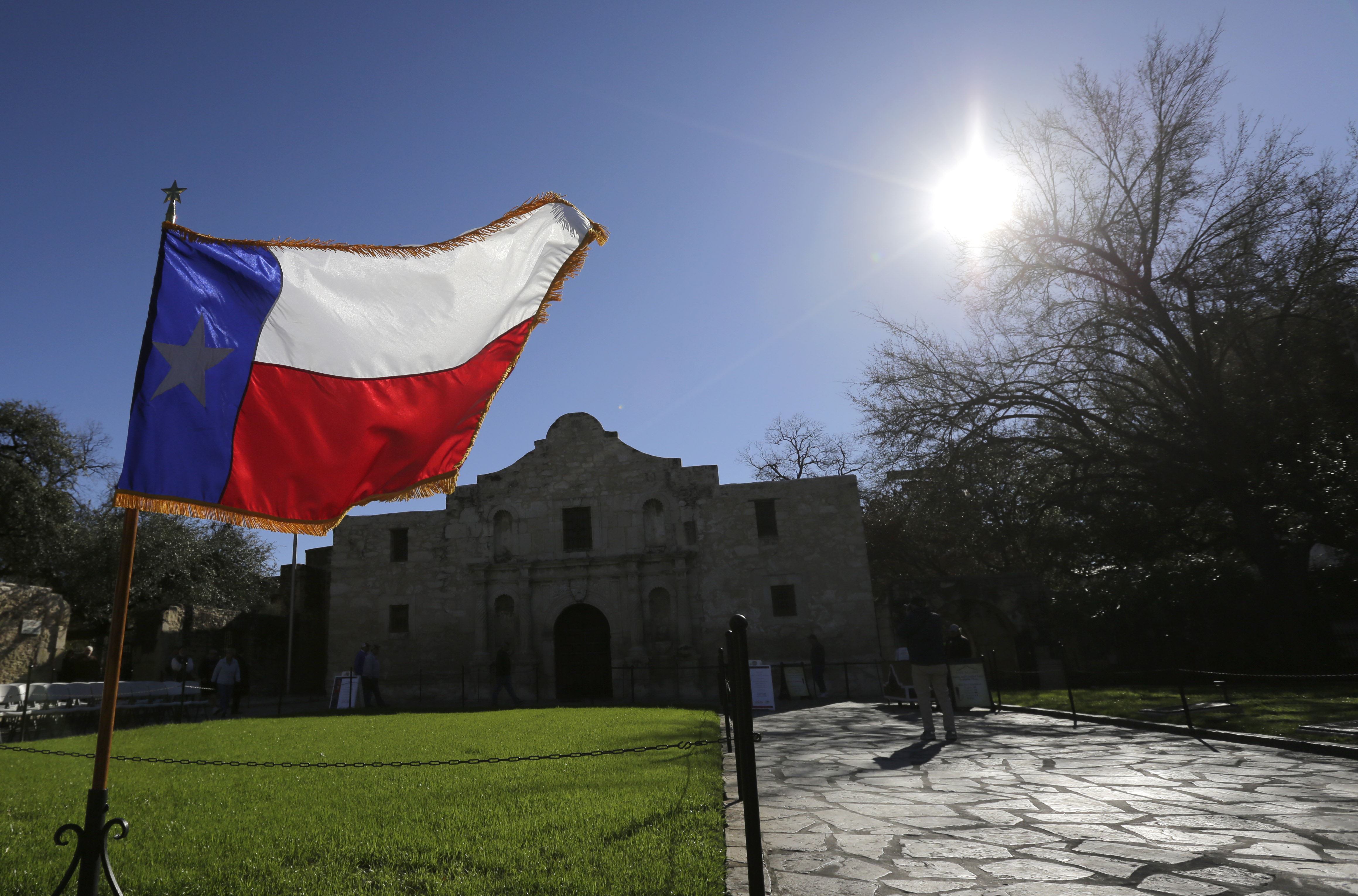 Texas Lawmaker Introduces Bill Urging Texans Not To Use Chilean Flag Emoji