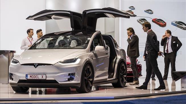 Tesla May Bring Big Change to Car Insurance