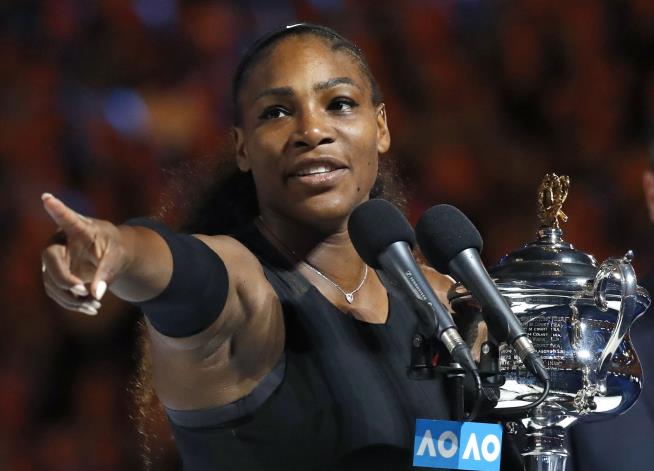 Serena Challenges 2 Guys to Tennis in SF Park