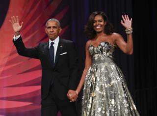 Barack, Michelle Obama Get Book Deals