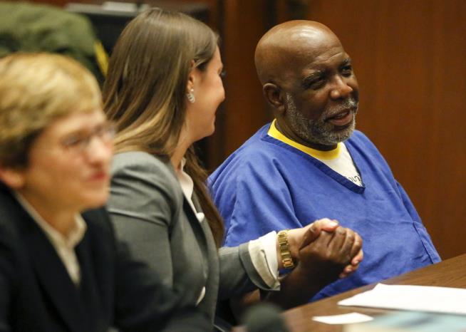 Man's Murder Conviction Tossed After 32 Years in Prison