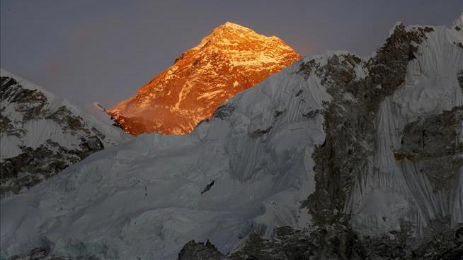 High-Tech Experiment Will Try to Stop Everest Cheaters