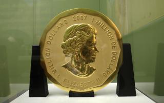 Thieves Make Off With Giant $4M Gold Coin