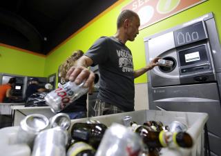 2 States Now Pay 10 Cents for Your Cans, Bottles