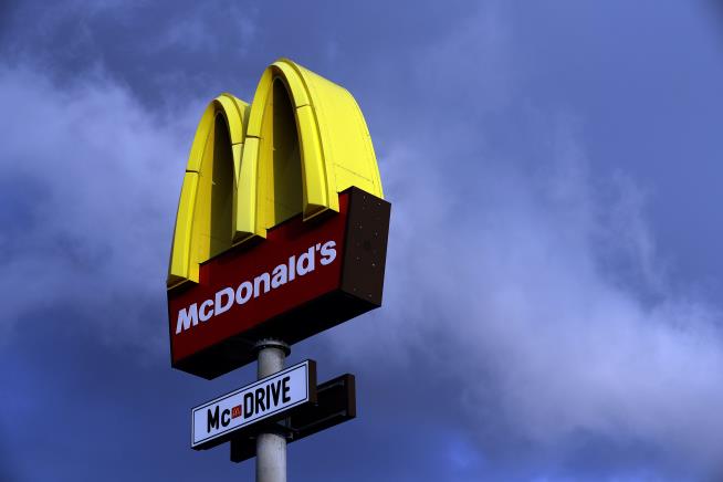 McDonald's Introduces Snapchat Job Applications
