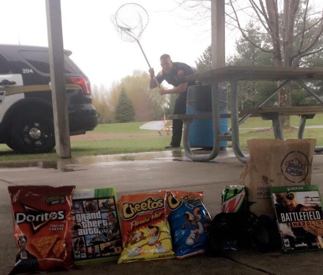 Cops Put Cheetos in 4/20 'Trap' for Pot Smokers