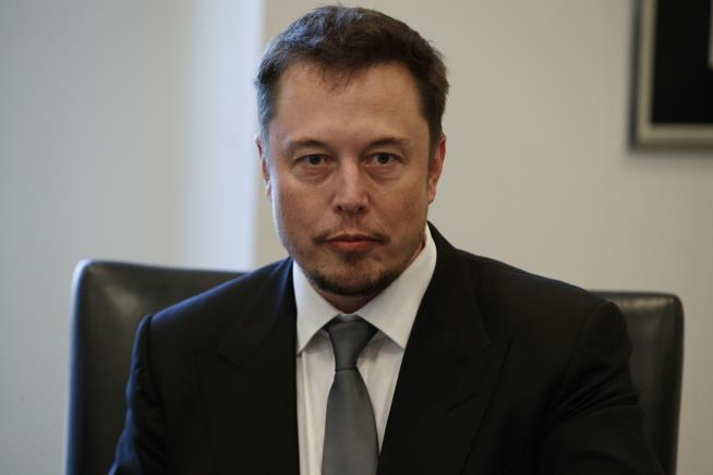 Musk: I Want to Link Brains to Computers in 4 Years