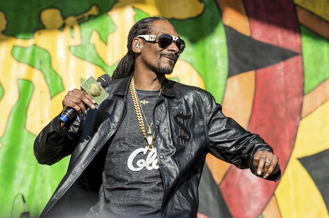Snoop Dogg Wants to Create Festival in Dad's Hometown