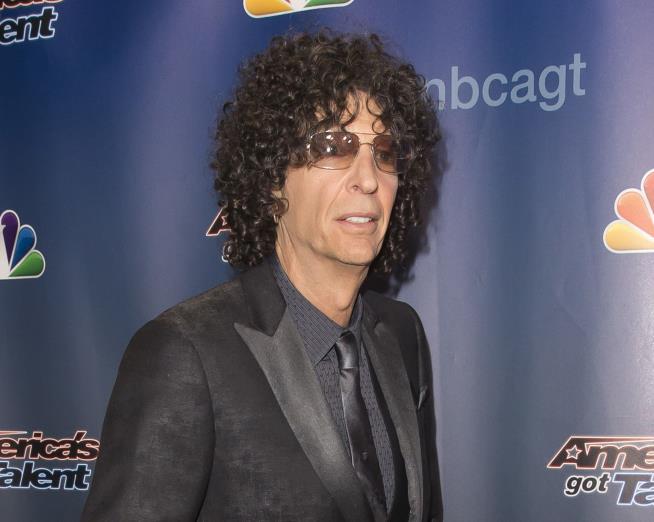 Howard Stern Takes 'Personal Day,' Fans Freak Out