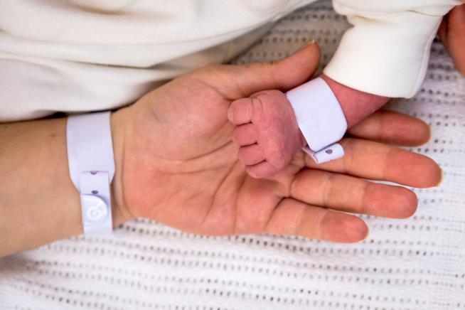 A Shockingly Tragic End to Neonatal Nurse's Pregnancy