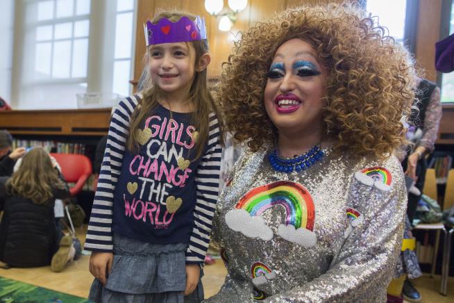 New in New York: Drag Queen Story Hour