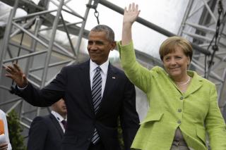 Obama to Berlin Crowd: 'We Can't Hide Behind a Wall'