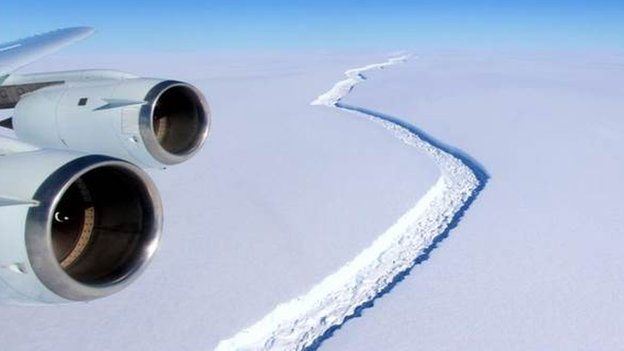 Antarctica About to Lose 1 of Biggest Icebergs Ever