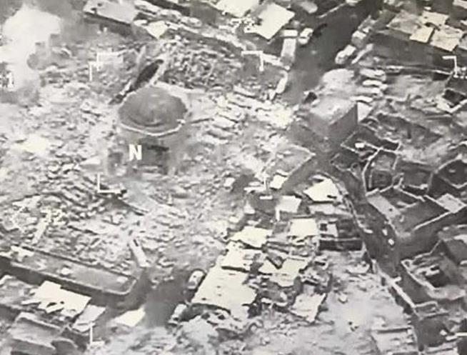 ISIS Blows Up Iconic Mosul Mosque