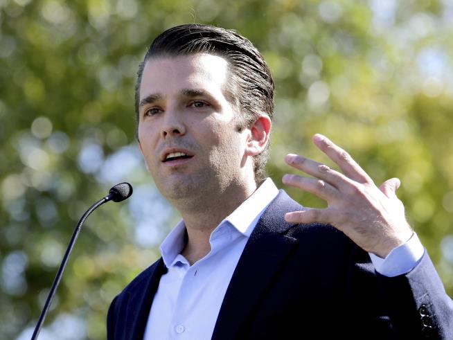 Trump Jr. Meeting With Russian Lawyer Now in Spotlight
