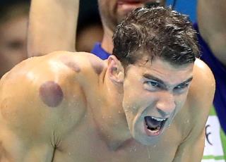 People Really Bummed About Phelps' Race vs. Great White