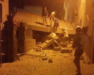 1 Dead, 7 Missing After Earthquake on Italian Resort Island