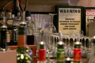 Light Drinking Harmful While Pregnant? There's Not Much Evidence