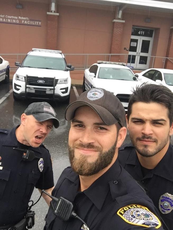 Photo of Florida Cops Causes Internet to Die, Go to Heaven