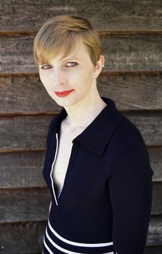 Harvard Withdraws Chelsea Manning Offer