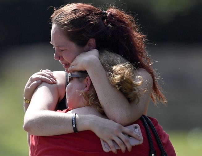 'Run!' Witnesses Recount Tennessee Church Shooting