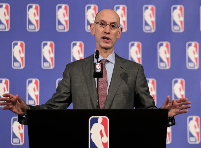 NBA: Teams Must Stand for Anthem